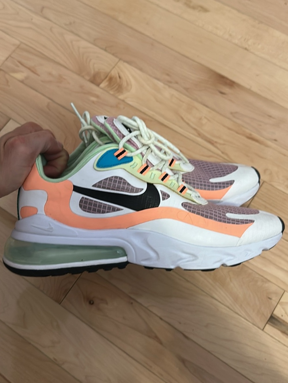 Nike Womens Athletic Sneakers in White, Peach, Mint, Pink, Black